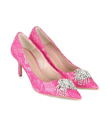 𝗥𝗶𝗻𝗮𝘀𝗰𝗶𝗺𝗲𝗻𝘁𝗼 𝗛𝗶𝗴𝗵 𝗛𝗲𝗲𝗹𝘀 𝗦𝗵𝗼𝗲𝘀